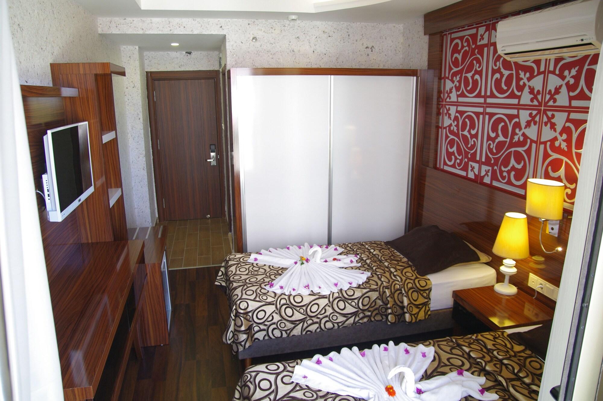 Grand Bayar Beach Hotel Аланя Екстериор снимка