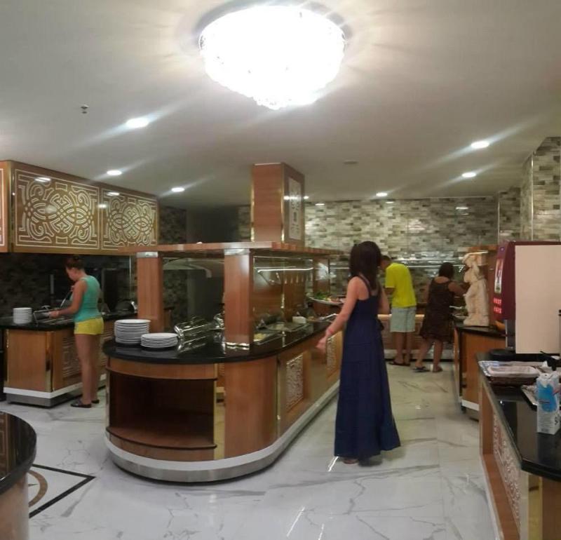 Grand Bayar Beach Hotel Аланя Екстериор снимка