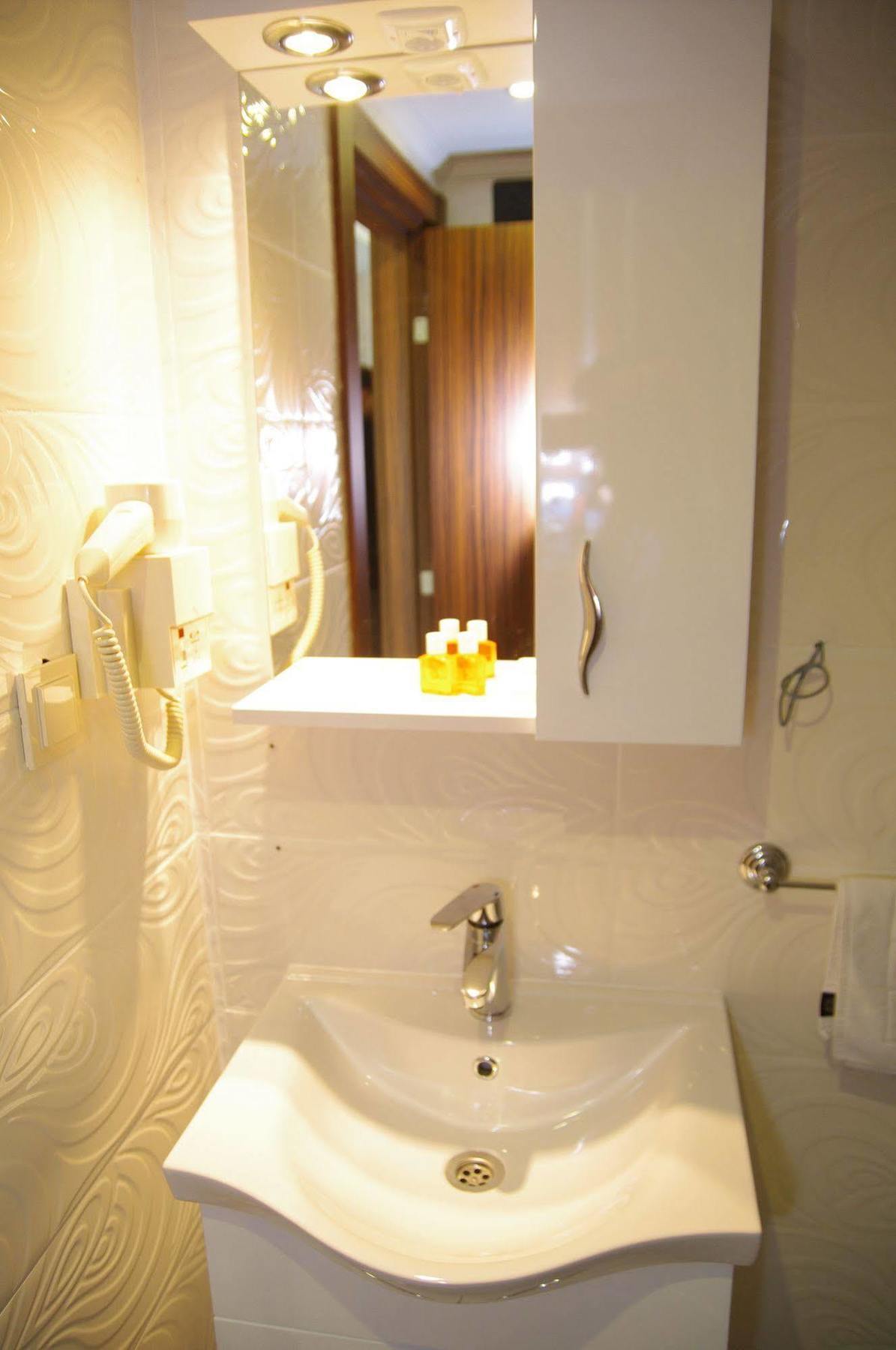 Grand Bayar Beach Hotel Аланя Екстериор снимка