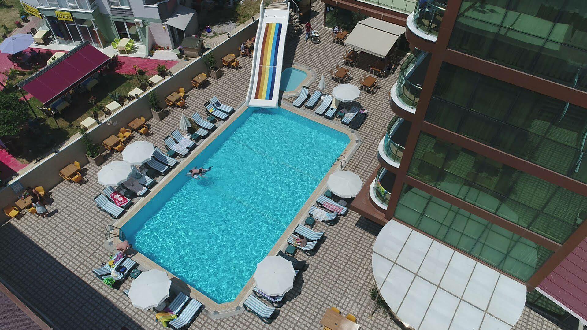 Grand Bayar Beach Hotel Аланя Екстериор снимка